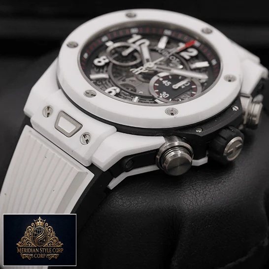 Hublot Big Bang Black Dial White Rubber Bracelet Replica on the black stand