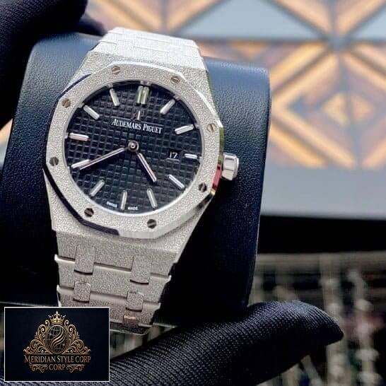 AP Frosted White Gold Bezel 67653BC.GG.1263BC.02 Replica