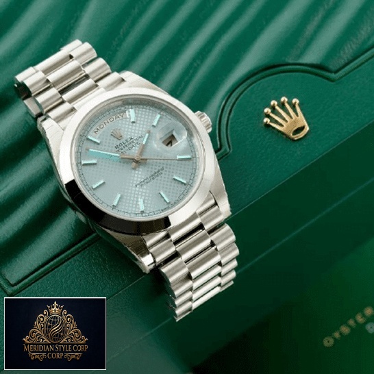 Rolex Day-date 228206 blue dial replica on the rolex box