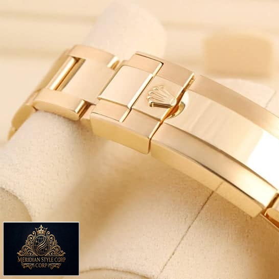 Rolex GMT-Master 116758SA Yellow Gold Oyster Bracelet Replica Fold Clasp on the Rolex Logo