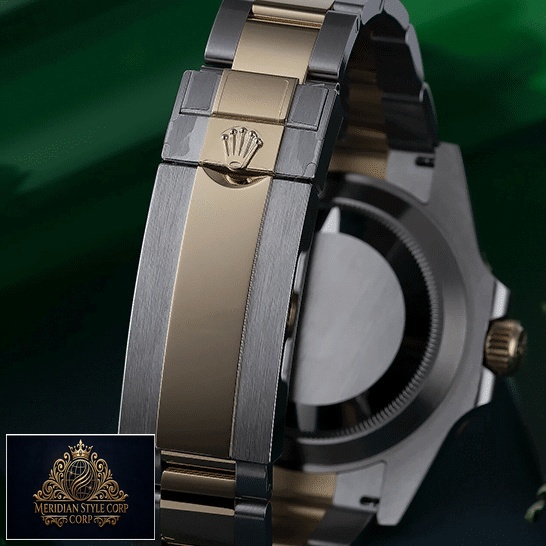 Rolex Submariner Date Two Tone Fold Clasp on the Rolex Logo 16613 Replica