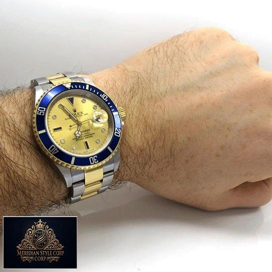 Rolex Submariner 16613 Two Tone Stainless Steel Gold Diamond Dial Replica on his arm