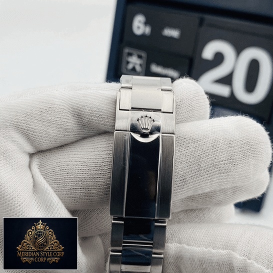 Rolex Yacht Master 116622-0003 Stainless Steel Replica clasp on the rolex logo