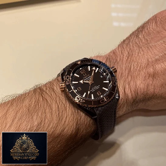 Omega Seamaster Brown Dial Leather Bracelet Replica on the man wrist