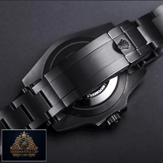 Rolex Blaken Submariner Date Replica stainless steel case and clasp