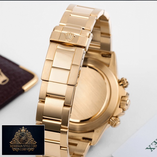 Rolex Daytona 116523 Yellow Gold Oyster Bracelet on the Rolex Logo Replica