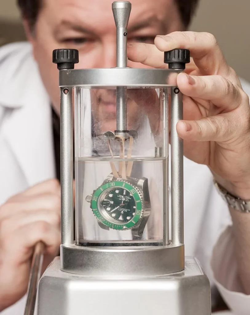 Fake Rolex vs Real: Super Clone Comparison Guide 2026 8 waterproof rolex test